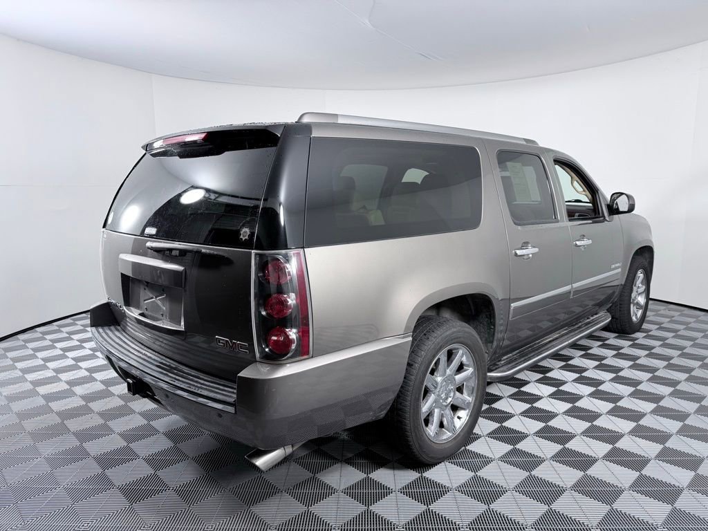 Used 2013 GMC Yukon XL Denali image 6