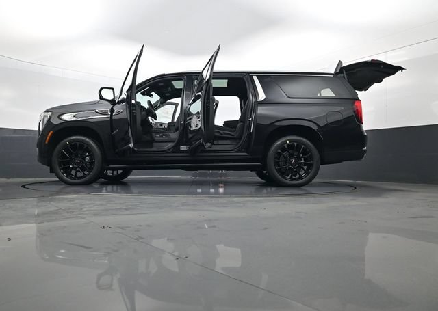 New 2026 GMC Yukon XL Denali w/ Sun & Power Step Package AWD/4WD image 35