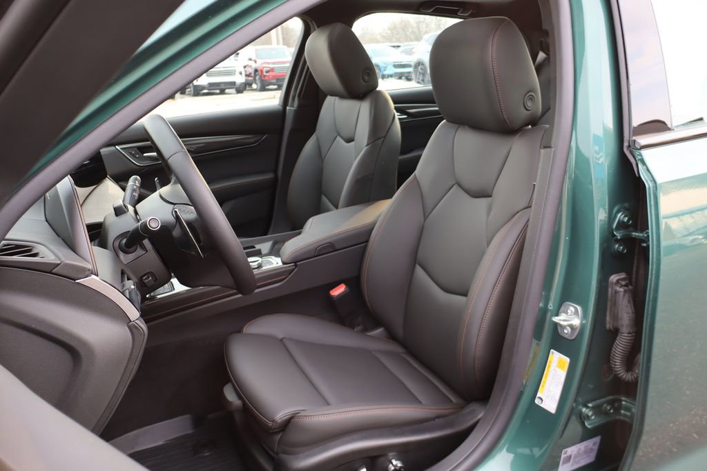 Used 2025 Cadillac CT5 Sport w/ Sun And Sound Package image 14