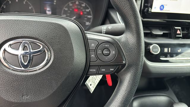 Used 2023 Toyota Corolla LE image 23