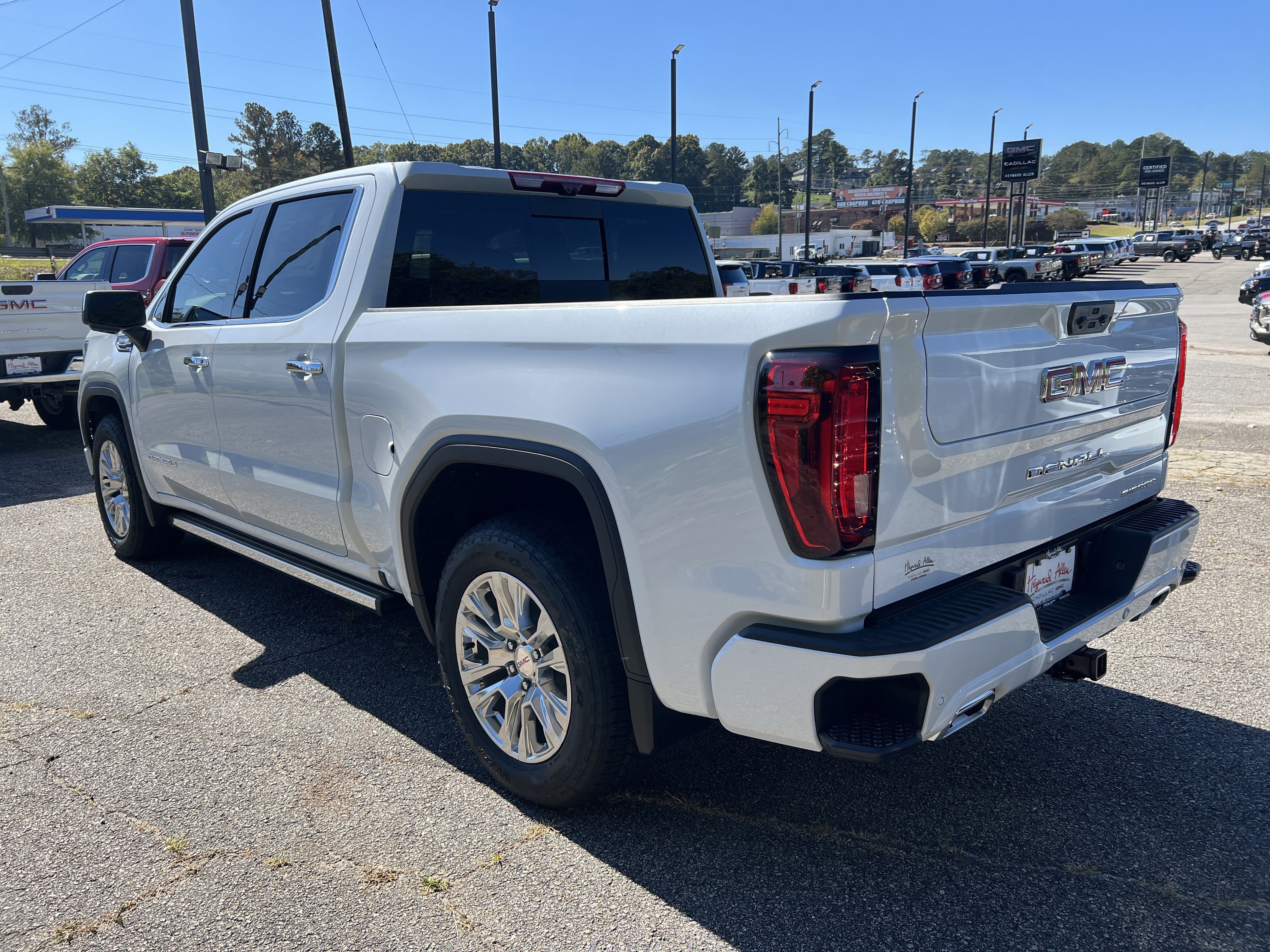 New 2026 GMC Sierra 1500 Denali w/ Technology Package image 8