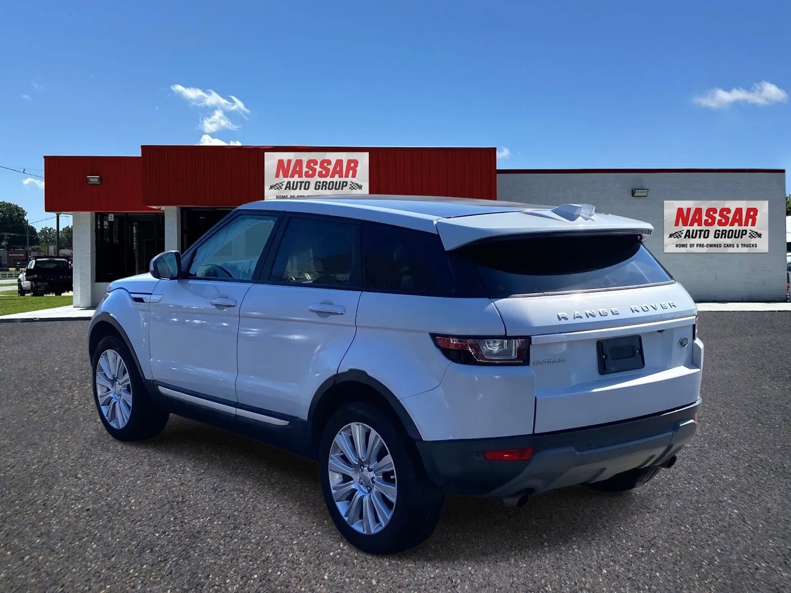 Used 2016 Land Rover Range Rover Evoque HSE AWD/4WD image 4