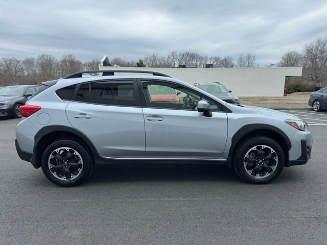 Used 2023 Subaru Crosstrek 2.0i Premium image 4
