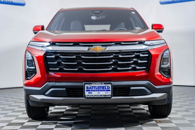 New 2026 Chevrolet Equinox LT w/ Convenience Package II image 2