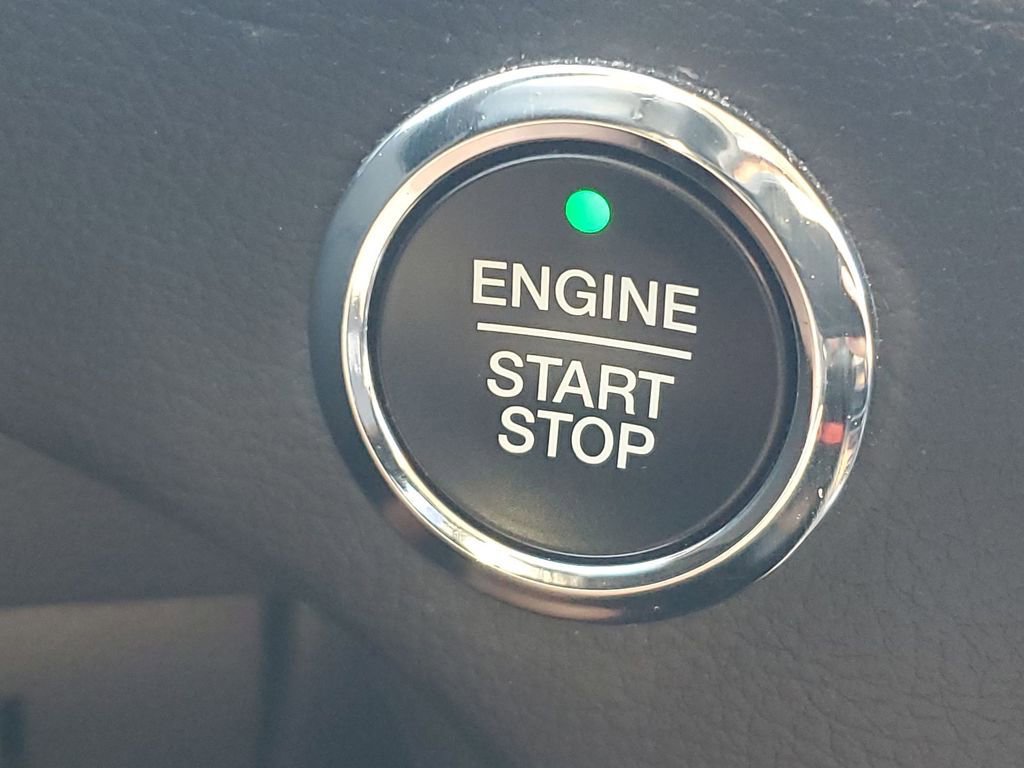 Used 2024 Ford Edge SEL image 37