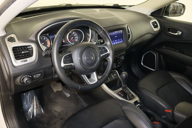 Used 2019 Jeep Compass Latitude w/ Popular Equipment Group FWD image 27