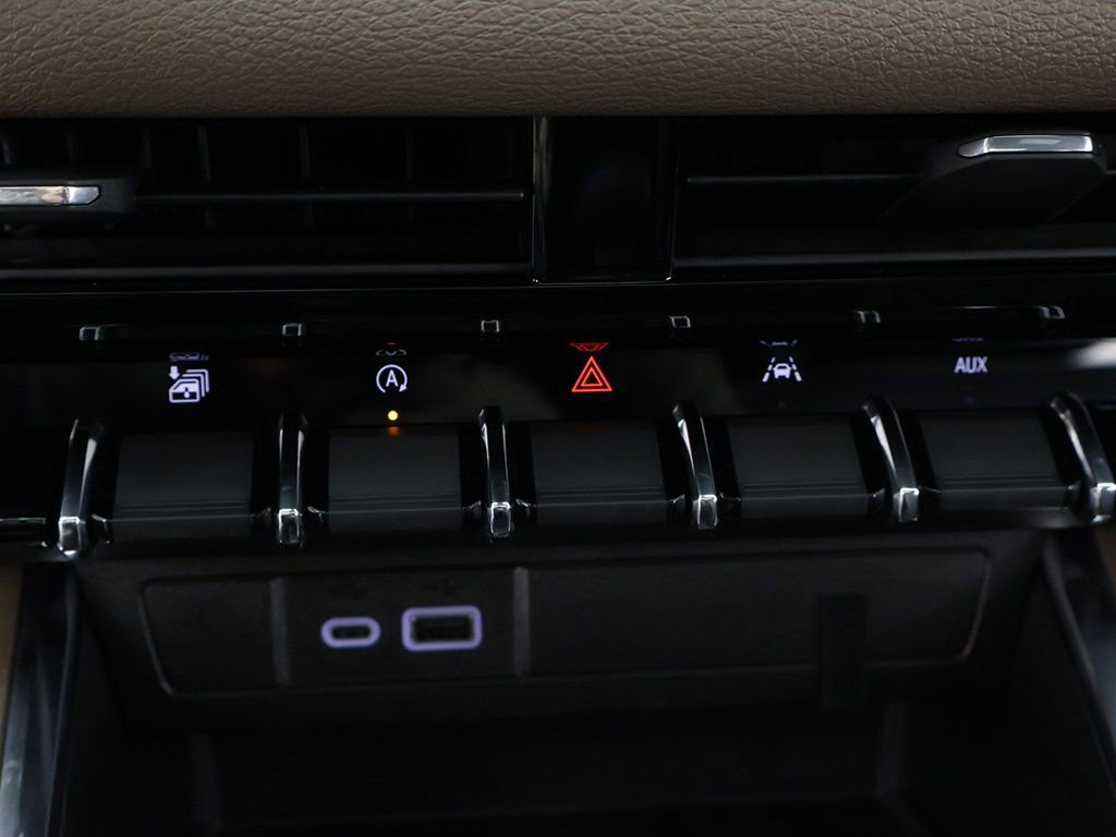 Used 2023 GMC Canyon Denali image 50