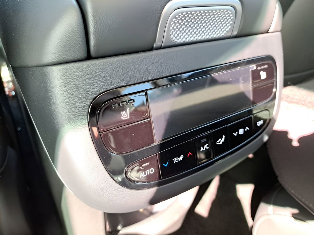 New 2026 Hyundai Ioniq 9 SEL image 10