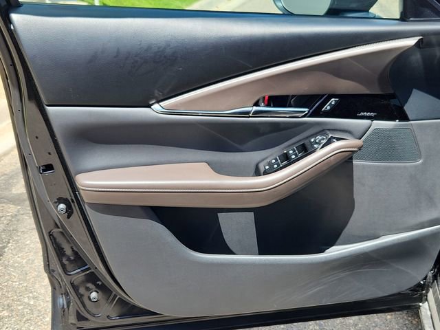 Certified 2025 MAZDA CX-30 2.5 Turbo w/ Premium Package image 9