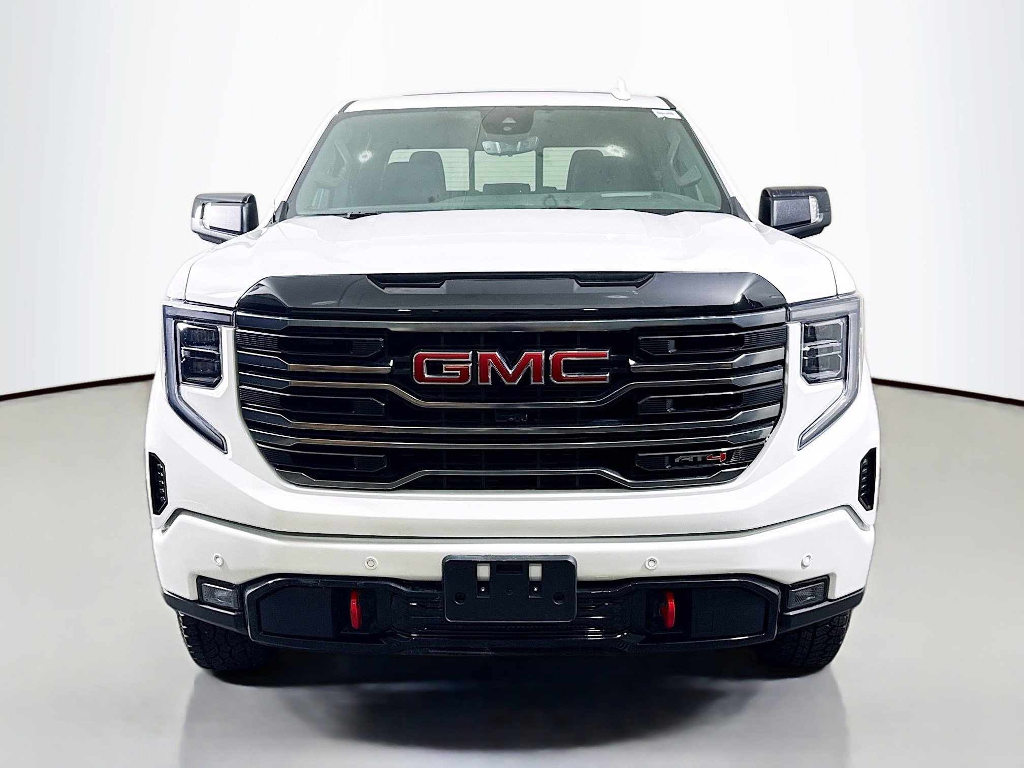 Used 2025 GMC Sierra 1500 AT4 w/ AT4 Premium Package image 2