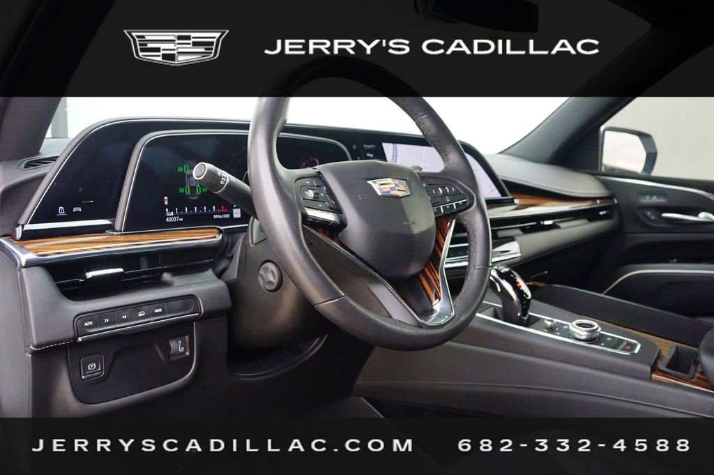 Certified 2022 Cadillac Escalade ESV Luxury AWD/4WD image 25