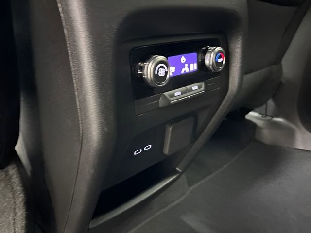 Used 2025 GMC Acadia Elevation image 38