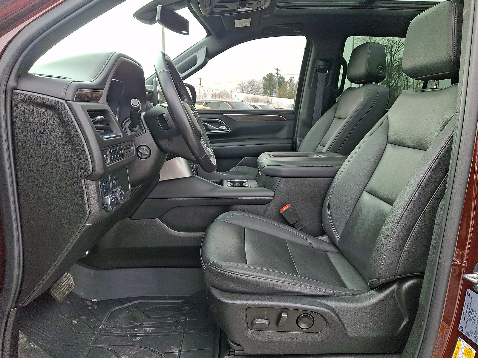 Certified 2022 Chevrolet Tahoe Z71 w/ Luxury Package image 14