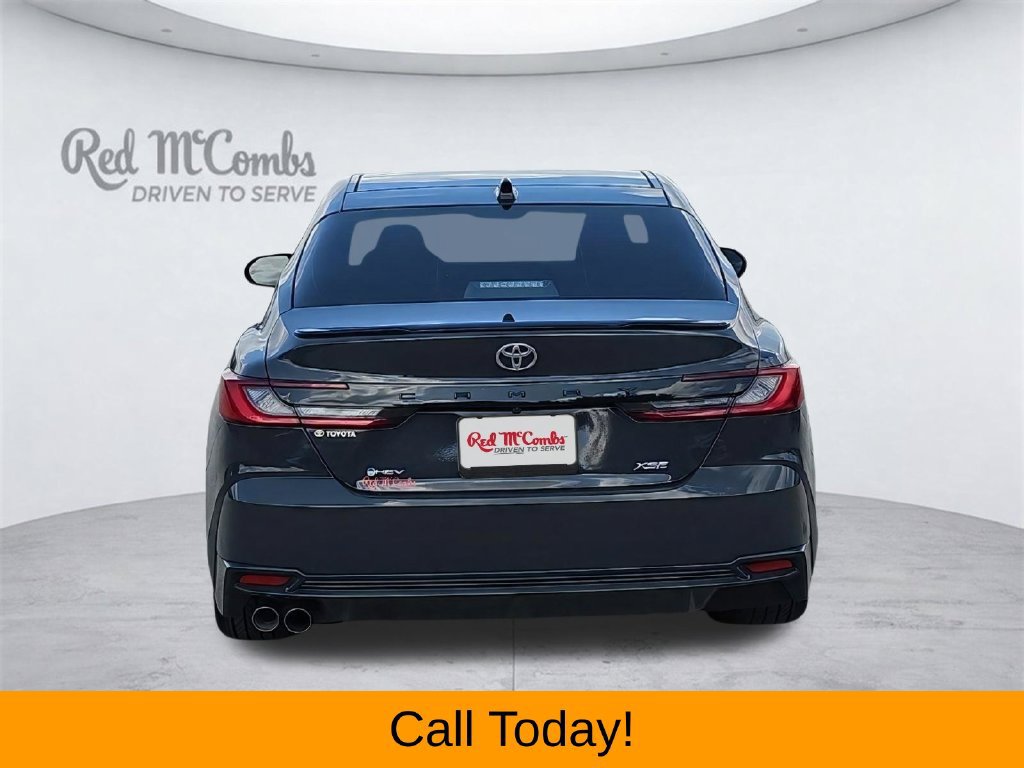 Used 2025 Toyota Camry XSE FWD image 4