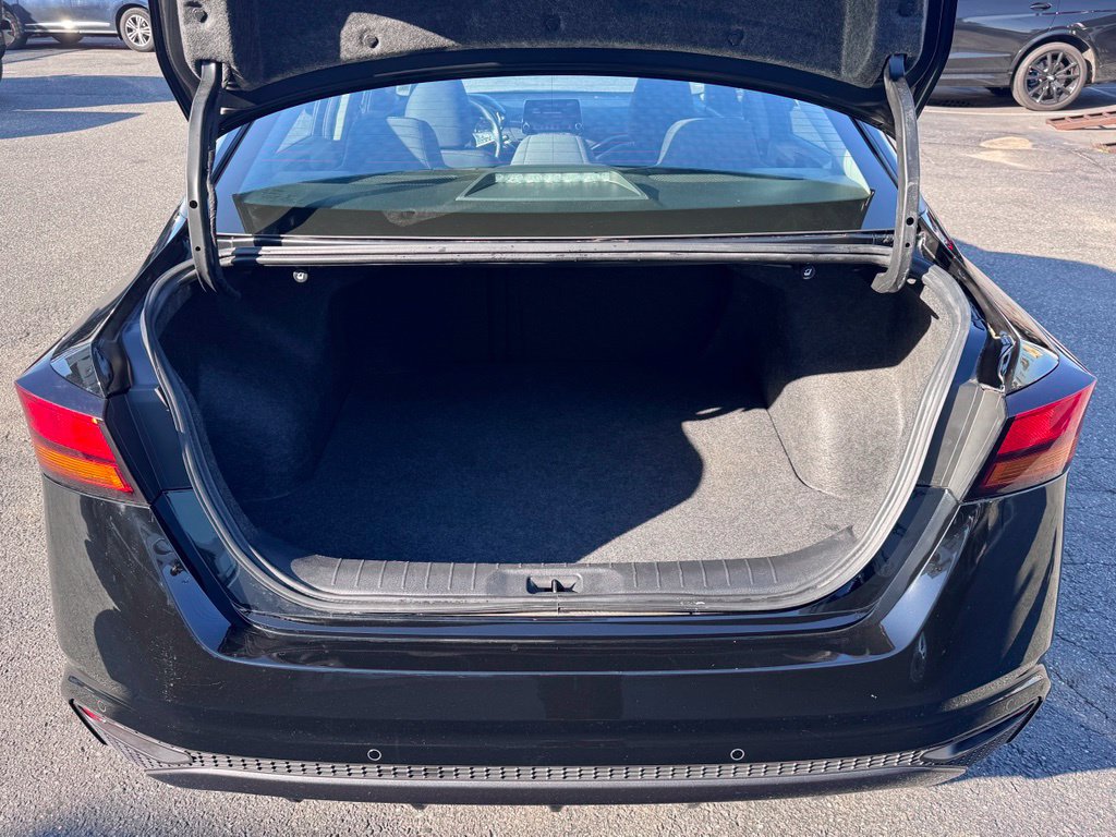 Used 2026 Nissan Altima 2.5 SV FWD image 7