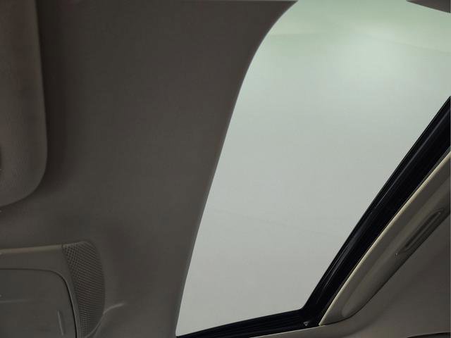 Used 2020 Ford Fusion Titanium image 26