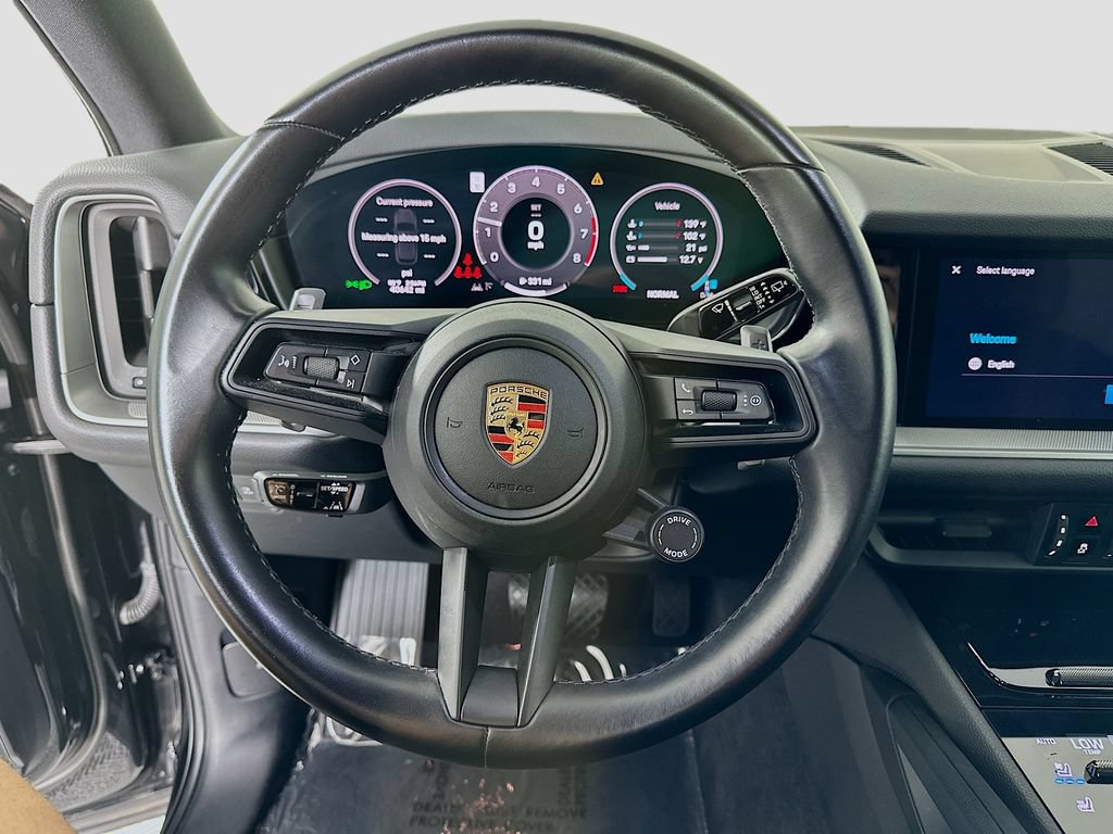 Certified 2024 Porsche Cayenne AWD/4WD image 12