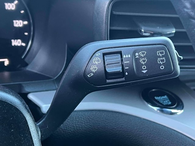 Used 2024 Ford Explorer XLT w/ Class IV Trailer Tow Package AWD/4WD image 27