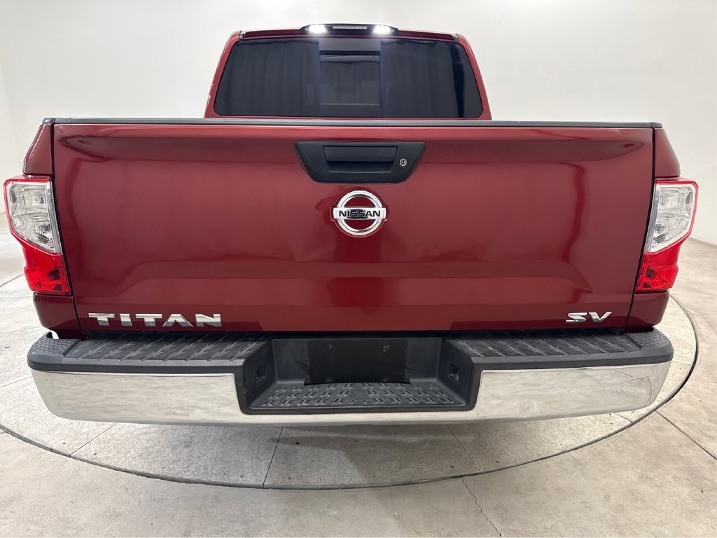 Used 2017 Nissan Titan SV RWD image 25