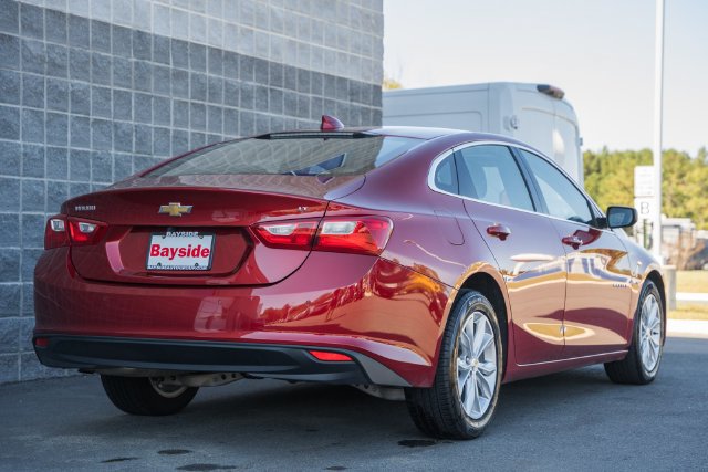 Used 2025 Chevrolet Malibu LT FWD image 6
