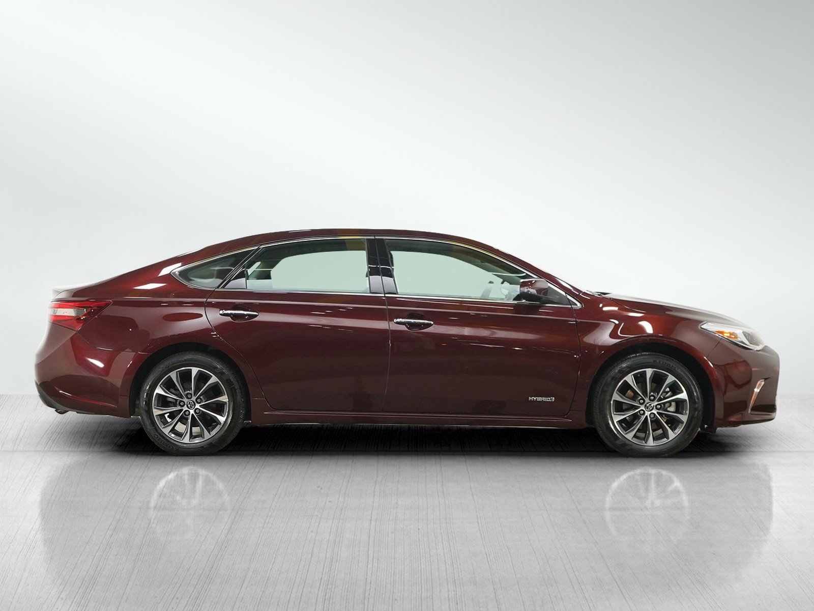 Used 2016 Toyota Avalon XLE Premium FWD image 7