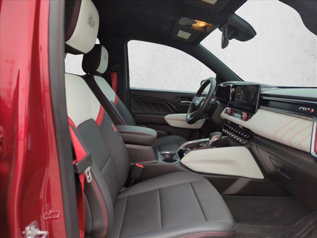 Used 2024 GMC Canyon AT4X w/ AT4X AEV Edition image 22