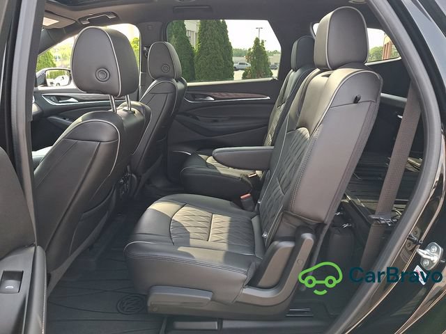 Certified 2024 Buick Enclave Avenir w/ Trailering Package, 5000 lbs. AWD/4WD image 10