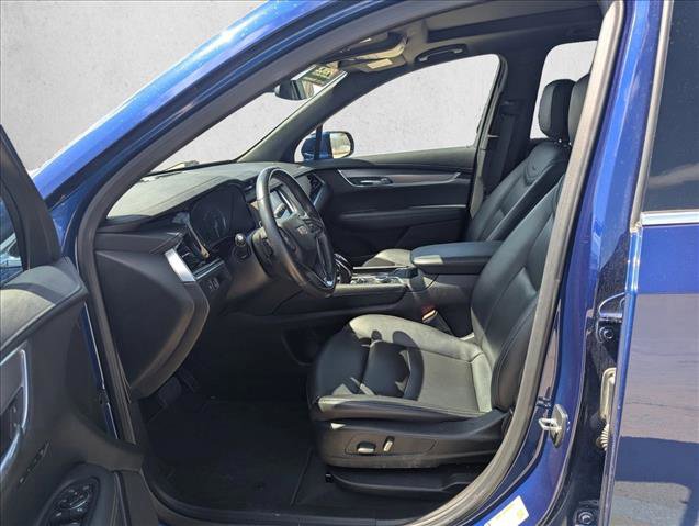 Used 2023 Cadillac XT6 Luxury FWD image 16