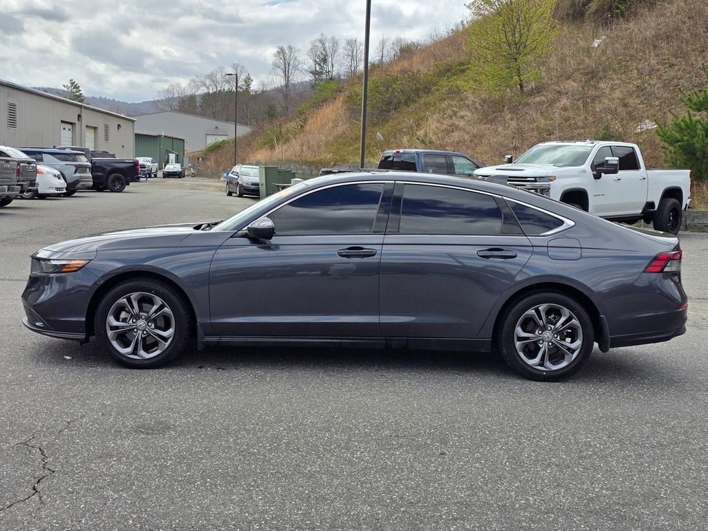 Used 2023 Honda Accord EX image 15