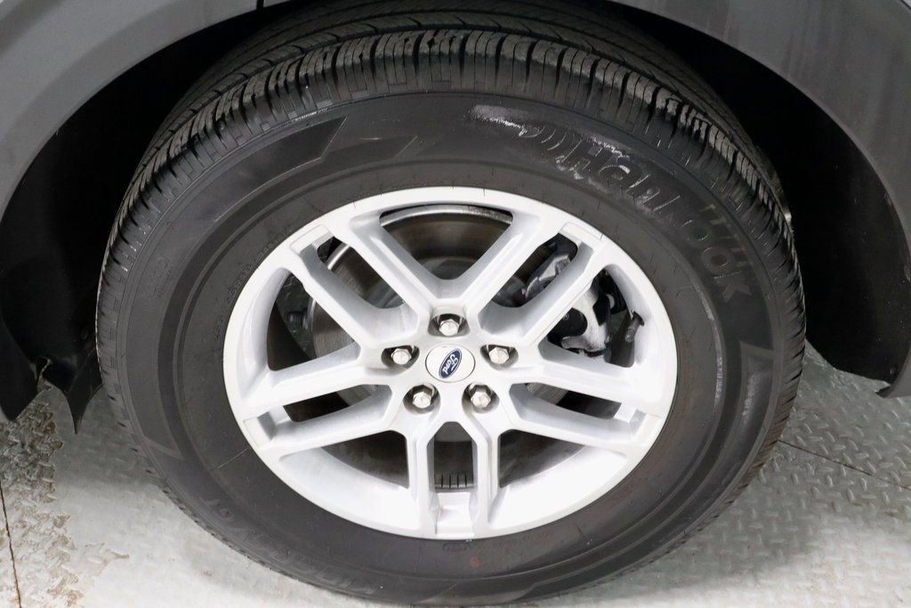 Certified 2025 Ford Explorer Active image 19