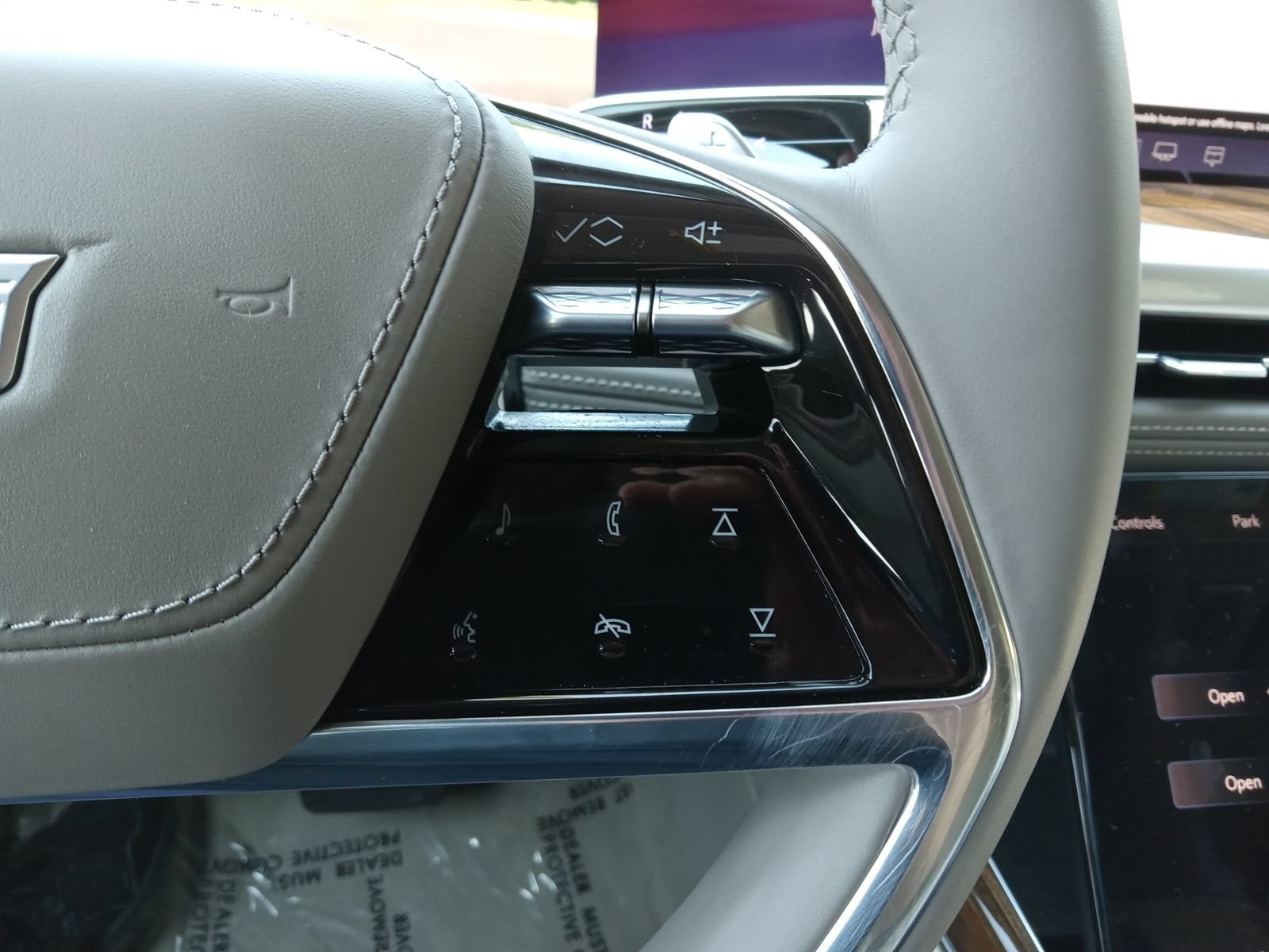 Certified 2026 Cadillac Escalade Platinum Sport AWD/4WD image 22
