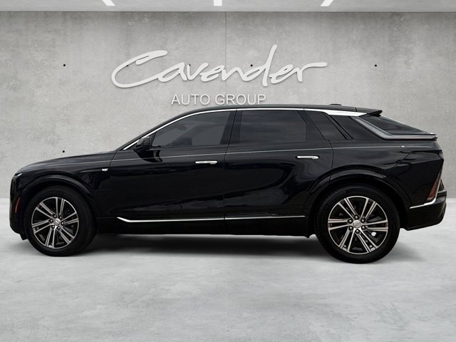 Certified 2024 Cadillac Lyriq Luxury AWD/4WD image 13