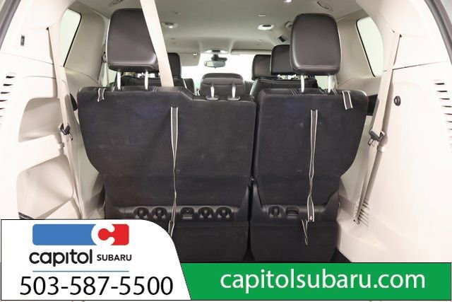 Used 2023 Chrysler Pacifica Touring-L image 26