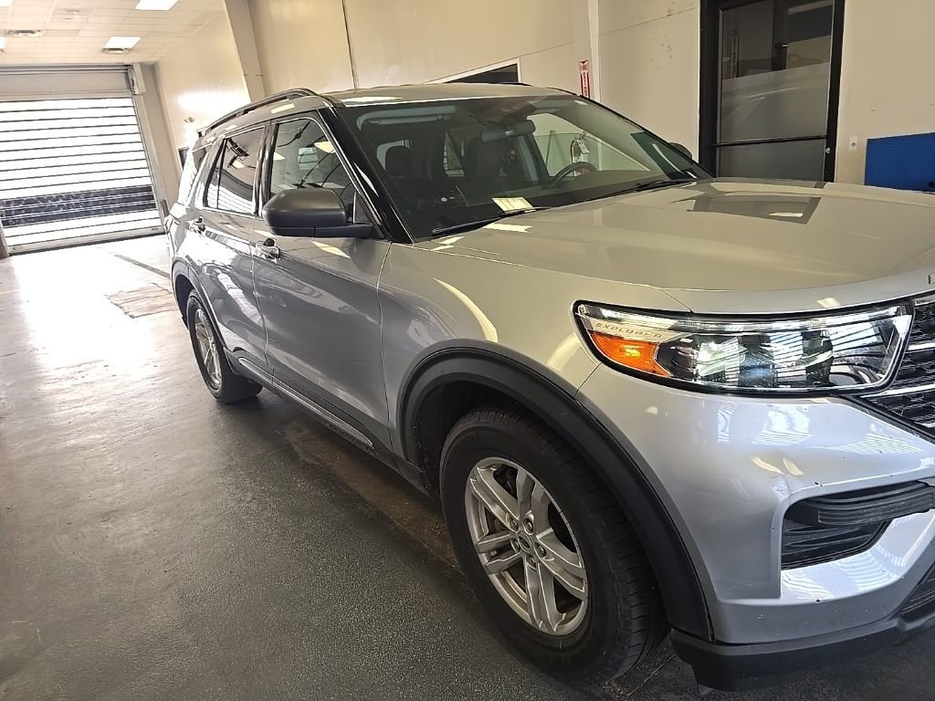 Certified 2022 Ford Explorer XLT image 7