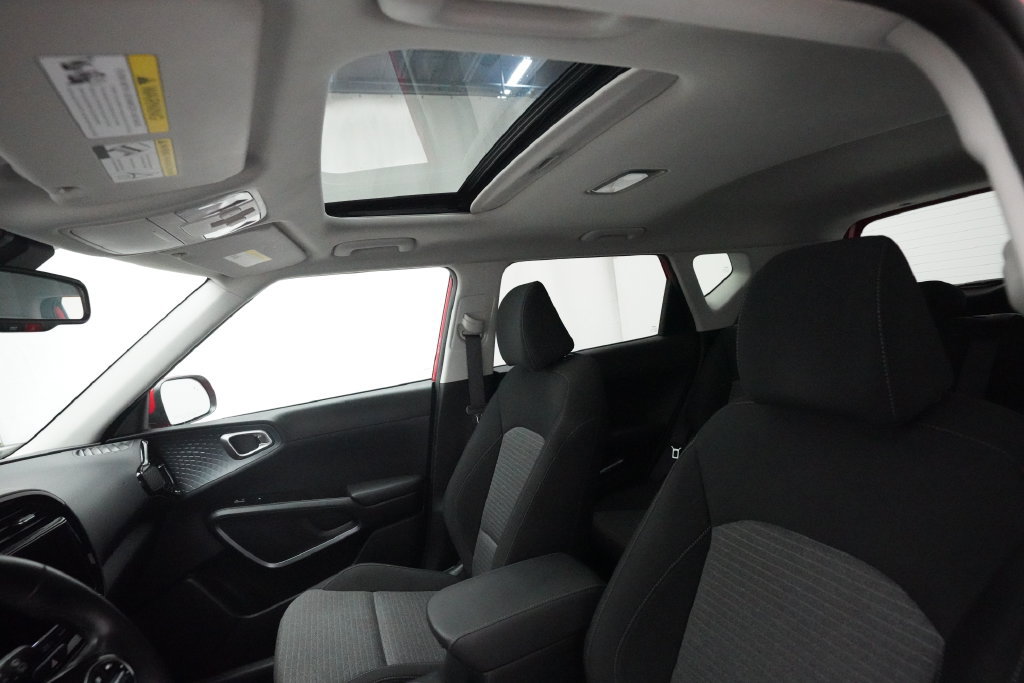 Used 2023 Kia Soul EX FWD image 30