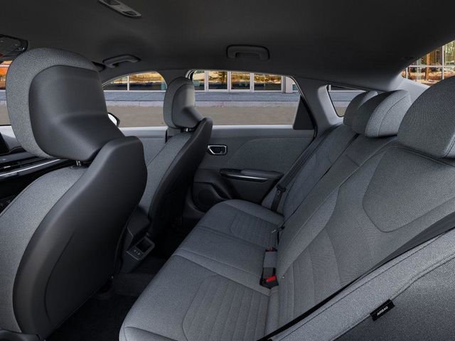 New 2025 Kia K4 EX image 19