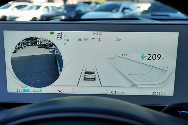 Used 2024 Hyundai Ioniq 5 Limited RWD image 46