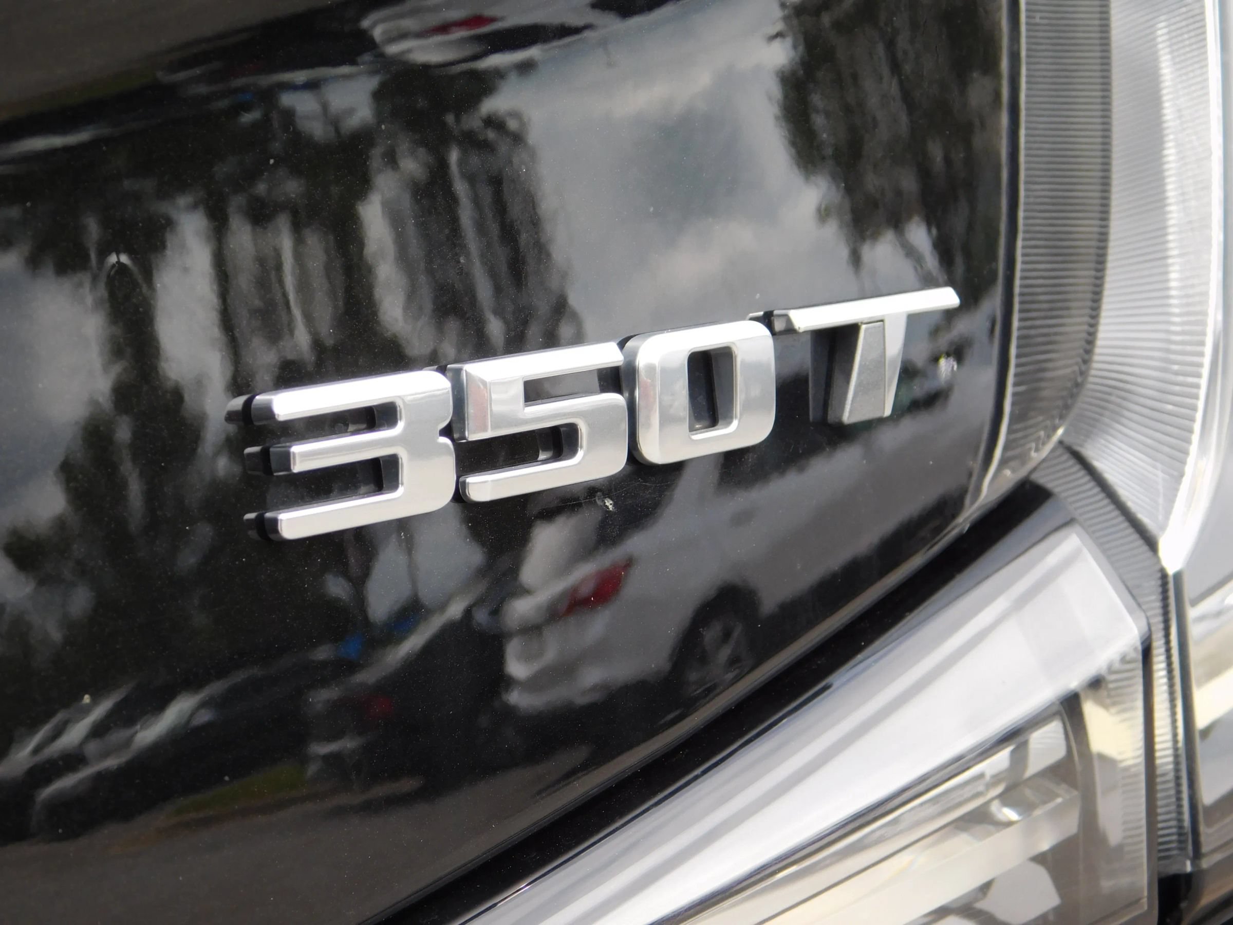 Used 2023 Cadillac XT4 Sport AWD/4WD image 8