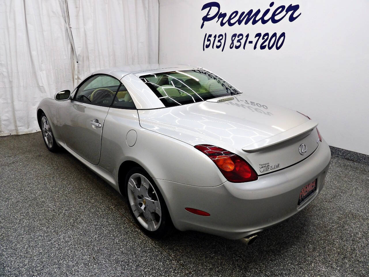 Used 2004 Lexus SC 430 Convertible RWD image 4