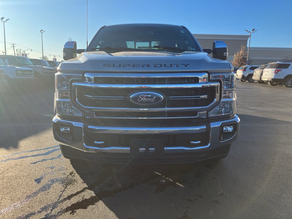 Used 2022 Ford F250 Lariat w/ Chrome Package image 2