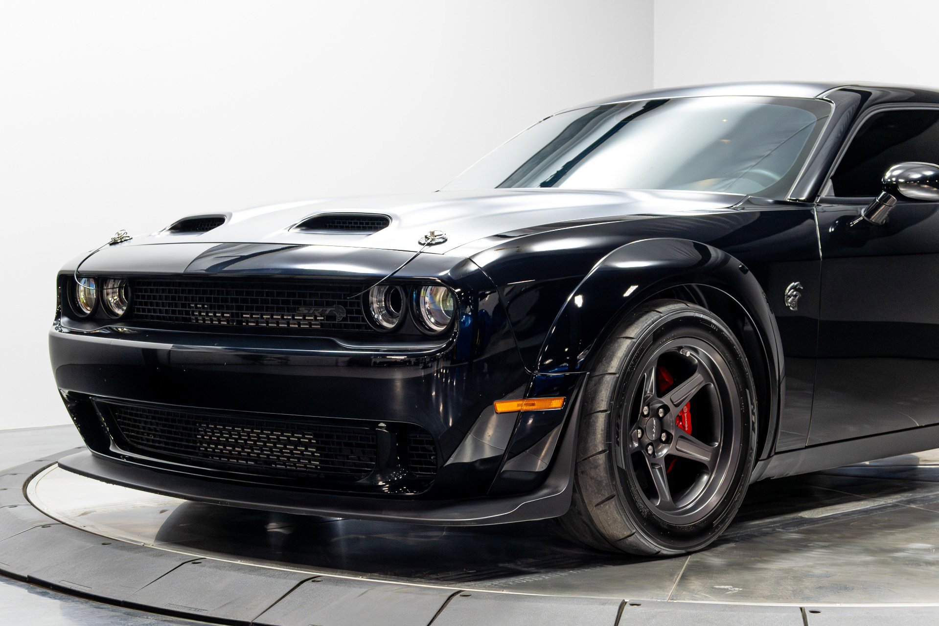Used 2022 Dodge Challenger SRT Super Stock RWD image 4