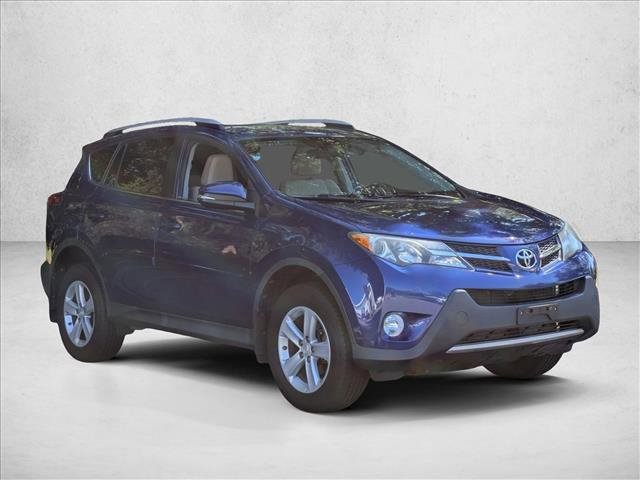 Used 2014 Toyota RAV4 XLE AWD/4WD video 3