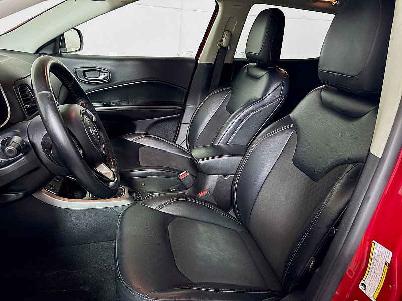 Used 2017 Jeep Compass Latitude w/ Cold Weather Group image 11