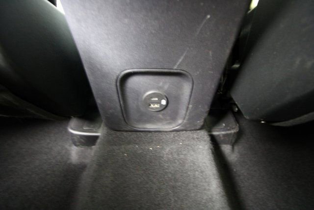Used 2021 Ford Escape SE image 17