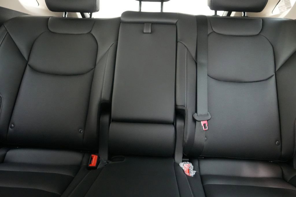 Used 2026 Genesis GV70 2.5T image 28