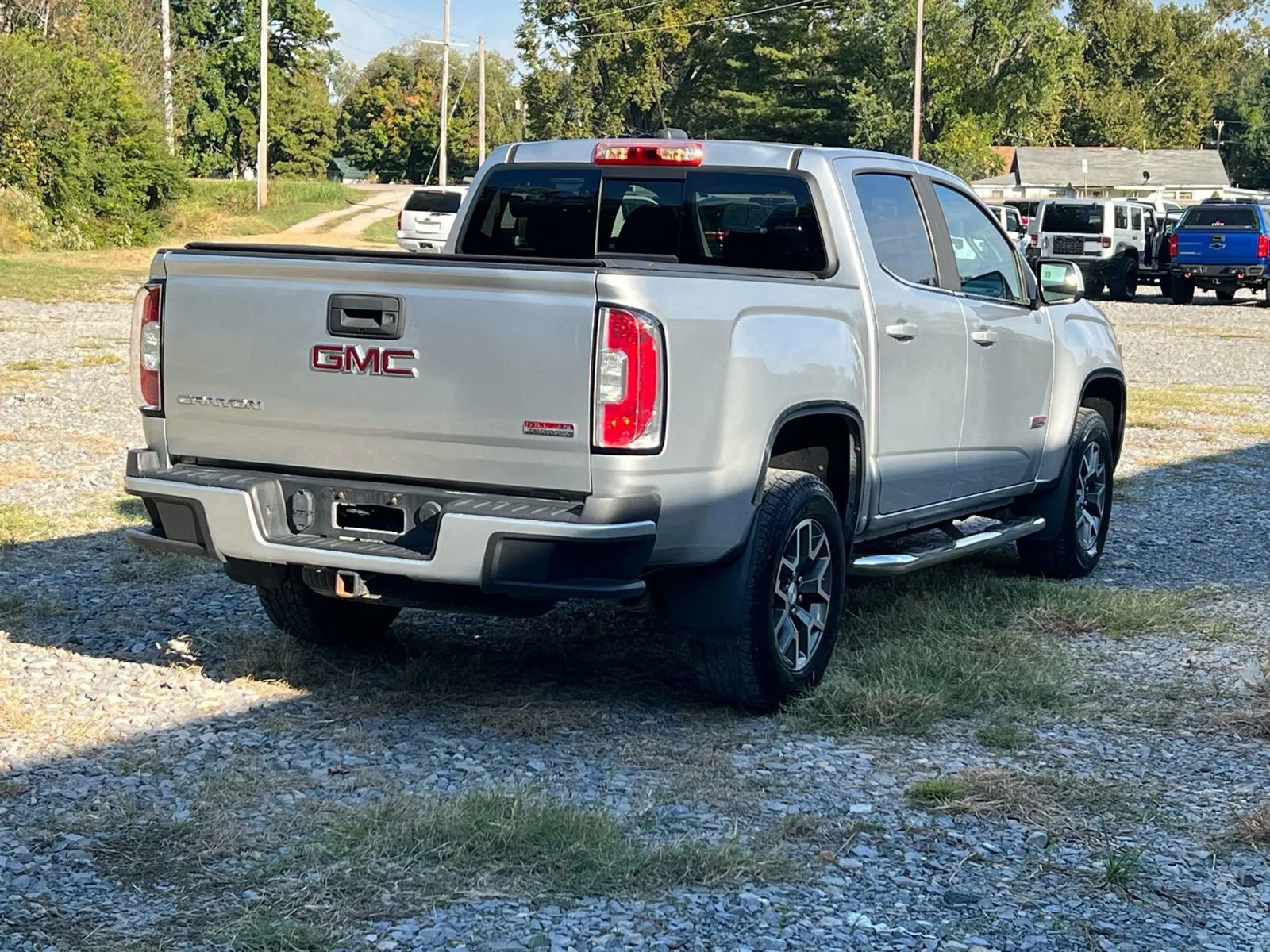 Used 2017 GMC Canyon SLE w/ All Terrain Package image 5