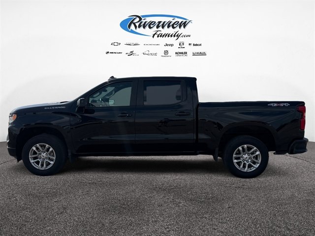 Used 2023 Chevrolet Silverado 1500 RST AWD/4WD image 2