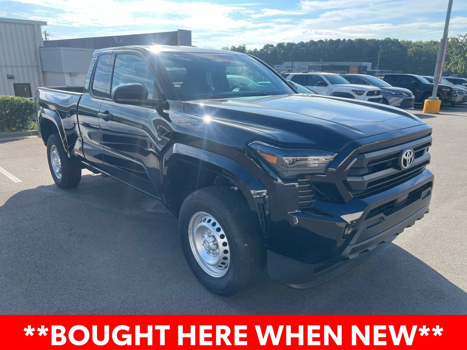 Used 2025 Toyota Tacoma SR w/ Towing Package RWD image 3