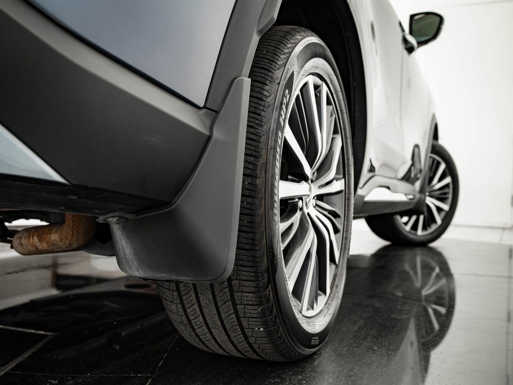 Used 2024 INFINITI QX60 Sensory w/ Vision Package image 54