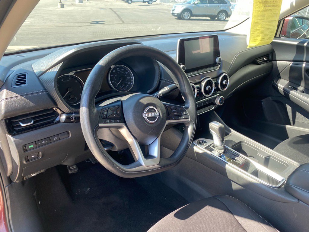 Used 2024 Nissan Sentra SV image 18